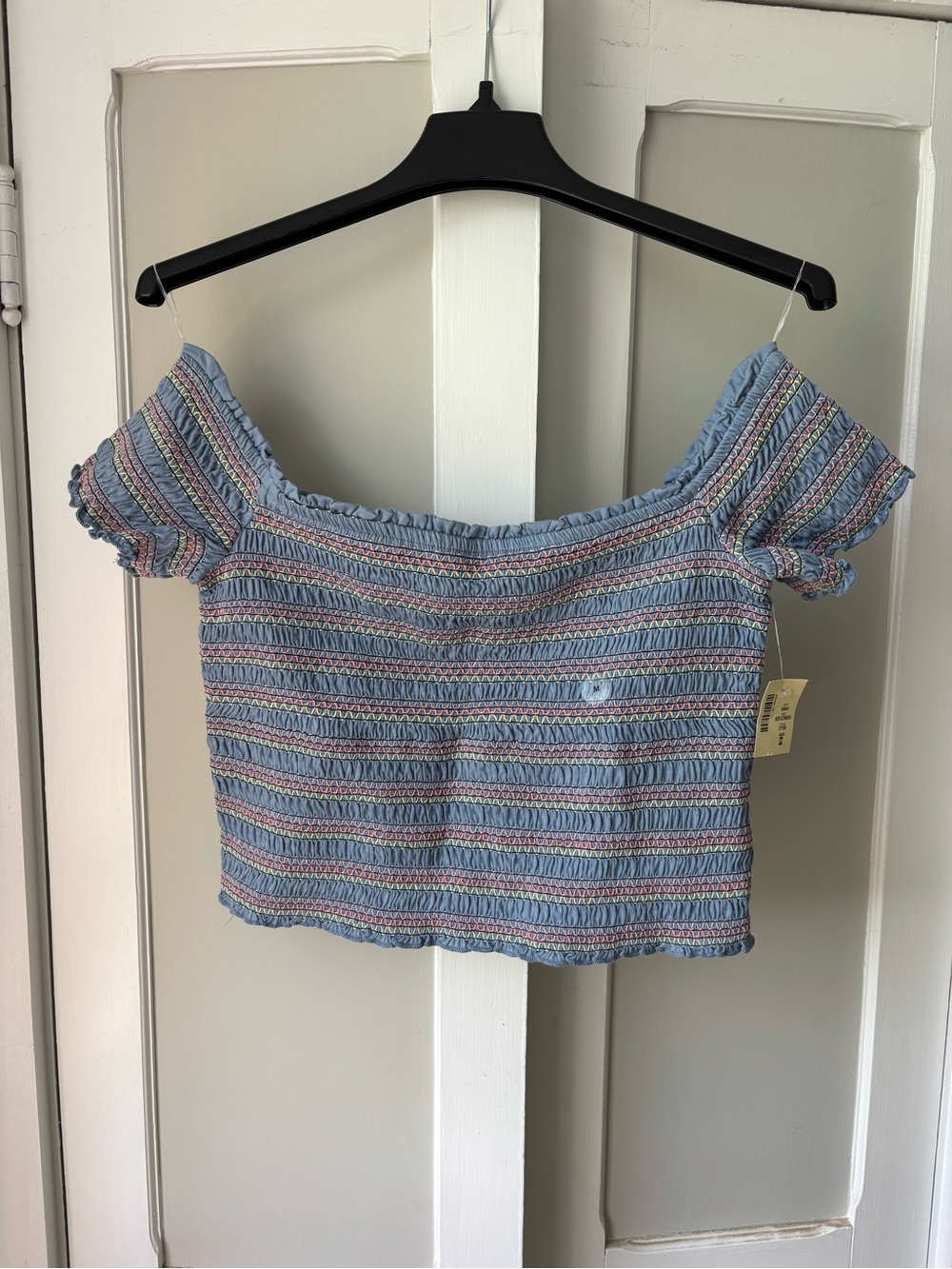 BRAND NEW Aeropostale Off the Shoulder Crop Top Size Medium